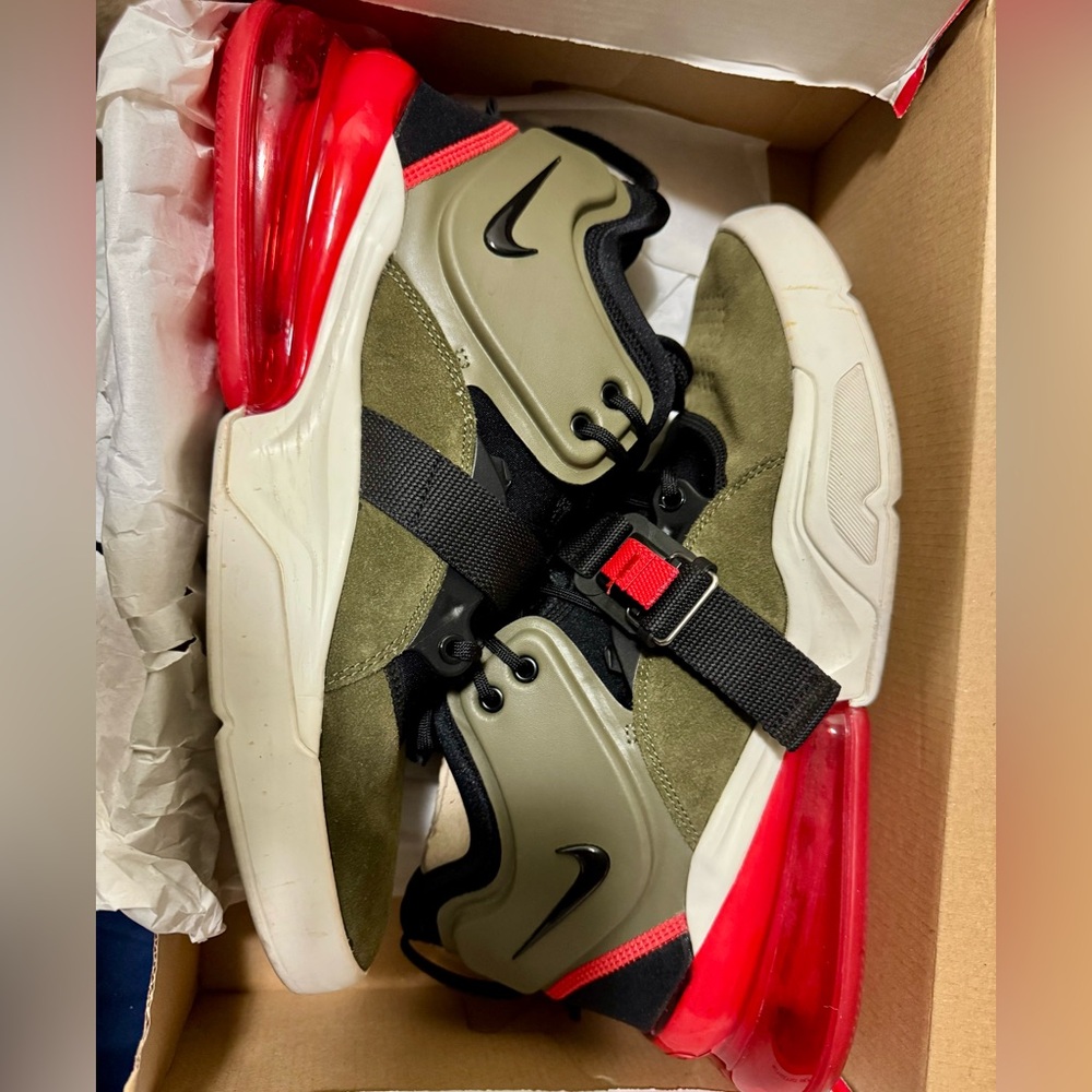 Nike Air Force 270 Olive Green Men’s size 11.5